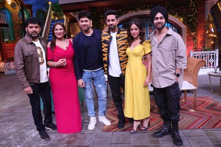 Archana Puran Singh, Nushrratt Bharuccha, Manjot Singh, Ayushmann Khurrana, Kapil Sharma, and Raaj Shaandilyaa in The Ka