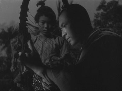 Shôji Yasui and Yôji Nagahama in The Burmese Harp (1956)