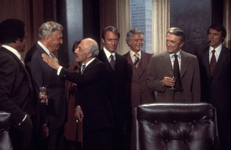 Kirk Douglas, Ralph Bellamy, Christopher Plummer, Leonardo Cimino, Percy Rodrigues, and Alex Sheafe in Arthur Hailey's t