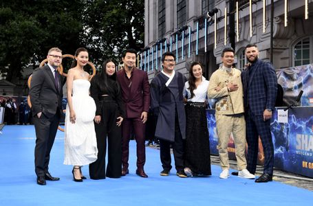 Michelle Yeoh, Benedict Wong, Destin Daniel Cretton, Fala Chen, Jonathan Schwartz, Simu Liu, Awkwafina, and Florian Munt