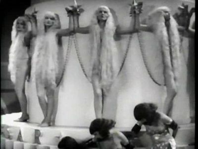 Myrla Bratton, Rosaline Fromson, Jane Hamilton, and Marguerite Caverley in Roman Scandals (1933)