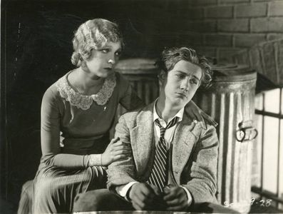 Charles Eaton and Helen Twelvetrees in The Ghost Talks (1929)