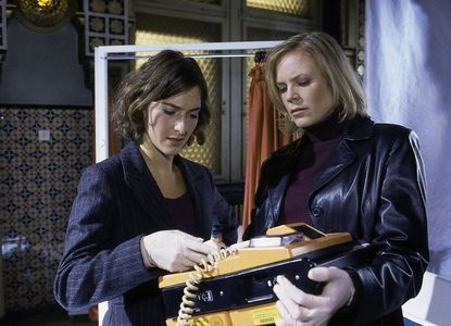 Melanie Marschke and Margrit Sartorius in Leipzig Homicide (2001)