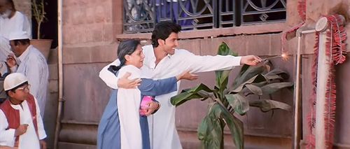 Hrithik Roshan and Jaya Bachchan in Fiza (2000)