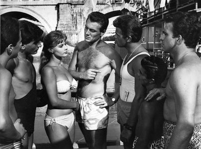 Marisa Allasio, Maurizio Arena, Ettore Manni, and Renato Salvatori in Poor But Beautiful (1957)