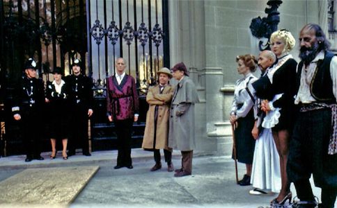 Tim Conway, John Fujioka, Don Knotts, Suzy Mandel, Trisha Noble, Stan Ross, Fred Stuthman, and Grace Zabriskie in The Pr