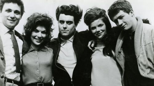 John Hurt, Samantha Eggar, Ian McShane, David Sumner, and Katherine Woodville in Young and Willing (1962)