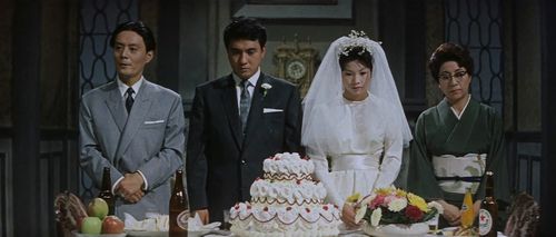 Hiroshi Akutagawa, Miyuki Kuwano, Shinko Ujiie, and Fumio Watanabe in Night and Fog in Japan (1960)