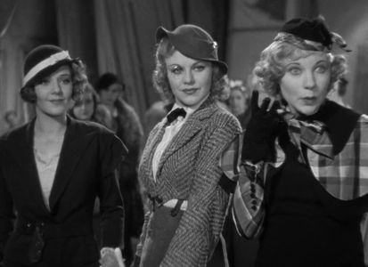 Ginger Rogers, Joan Dix, Ruby Keeler, Una Merkel, Marie Arbuckle, and Sue Curtis in 42nd Street (1933)