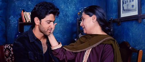 Hrithik Roshan and Jaya Bachchan in Fiza (2000)