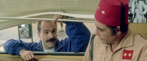 Juan Luis Galiardo and Antonio Resines in El vuelo de la paloma (1989)