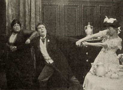 Flora Finch, Kate Price, and William Shea in Between Two Fires (1915)