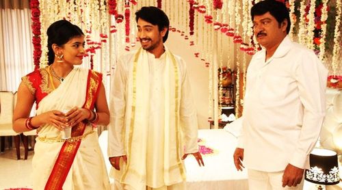 Rajendra Prasad, Raj Tarun, and Hebah Patel in Andhhagadu (2017)