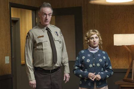 Harry Goaz and Kimmy Robertson in Twin Peaks (2017)