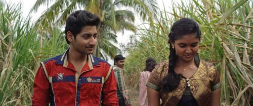 Rinku Rajguru and Akash Thosar in Sairat (2016)