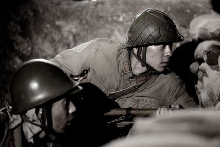 Kazunari Ninomiya and Ryô Kase in Letters from Iwo Jima (2006)