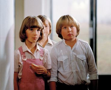 Lukás Bech, Zaneta Fuchsová, and Jan Kreidl in The Flying Cestmír (1983)