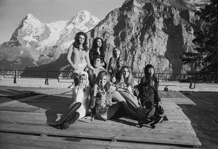 Mona Chong, Julie Ege, Anouska Hempel, George Lazenby, Joanna Lumley, Helena Ronee, Catherine Schell, and Zaheera in On 