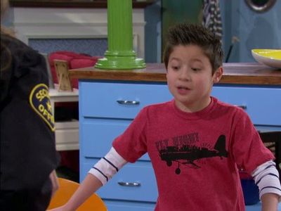 Davis Cleveland in Shake It Up (2010)