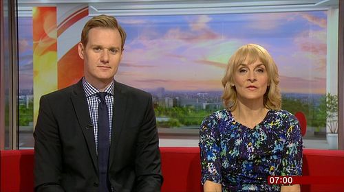 Louise Minchin and Dan Walker in Breakfast (2000)