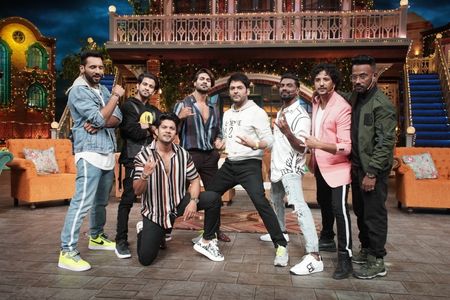 Remo D'Souza, Dharmesh Yelande, Punit Pathak, Kapil Sharma, Sushant Pujari, and Salman Yusuff Khan in The Kapil Sharma S