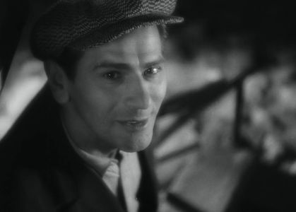 Edvin Adolphson in The Count of the Old Town (1935)