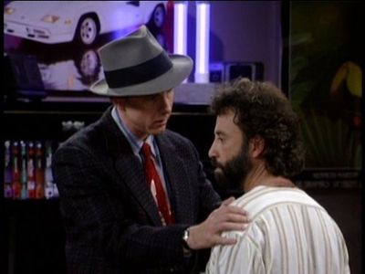 Harry Anderson and Yakov Smirnoff in Night Court (1984)