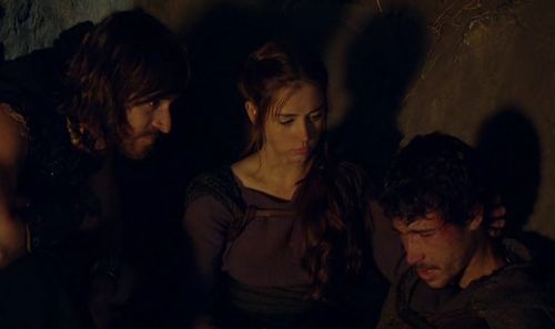 Juan José Ballesta, Ana de Armas, and Alfonso Bassave in Hispania, la leyenda (2010)