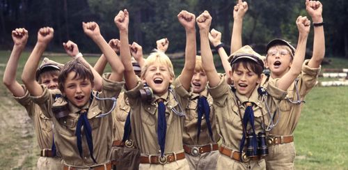 Sasza Depczynski, Slawomir Krajewski, Bartosz Hajncz, and Marcin Kowalczyk in Czarne stopy (1987)