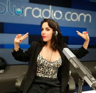 https://www.bluradio.com/entretenimiento/colombia-por-fin-tienen-el-chance-de-ser-contada-de-otra-manera-carolina-gaitan