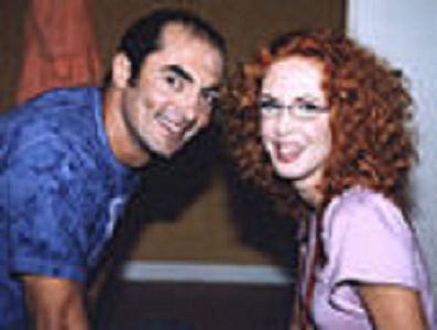 Evelina Papoulia and Alekos Sissovitis in Eisai poly alitis telika (2003)