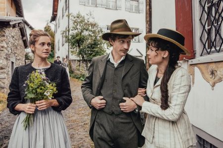 Miriam Stein, Maxim Mehmet, and Anna Schinz in Gotthard (2016)