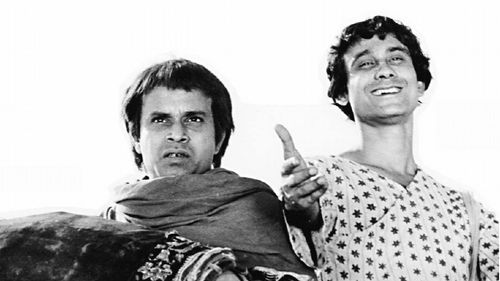 Tapan Chatterjee and Rabi Ghosh in Goopy Bagha Phire Elo (1991)