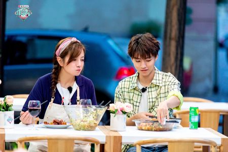 Wei Zhao and Karry Wang in Chinese Restaurant (2017)