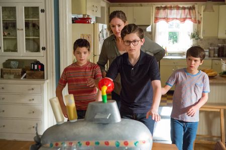 Erinn Hayes, Gabriel Bateman, Drew Powell, and Kyan Zielinski in The Dangerous Book for Boys (2018)