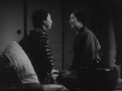 Takako Irie and Asako Suzuki in The Most Beautiful (1944)