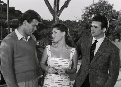 Marisa Allasio, Maurizio Arena, and Renato Salvatori in Belle ma povere (1957)