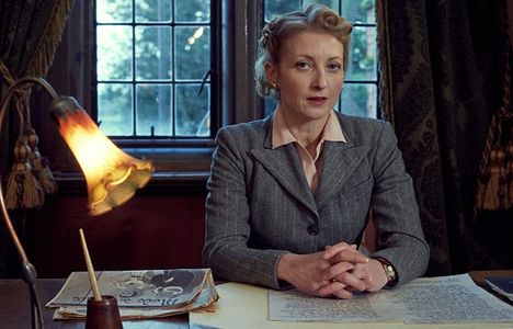 Elizabeth Addis-Foyles War