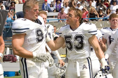 Kevin Nash and Bill Romanowski in The Longest Yard (2005)