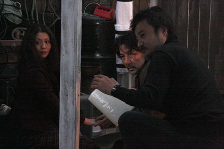 Kyôko Koizumi, Kiyoshi Kurosawa, and Kôji Yakusho in Tokyo Sonata (2008)