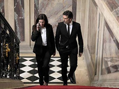 Pascal Elbé and Anna Mouglalis in Baron noir (2016)