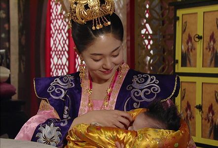 Jin-hee Baek in The Empress Ki (2013)