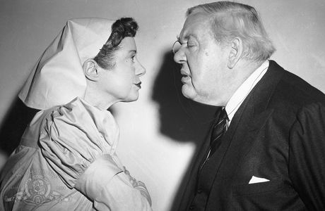 Charles Laughton and Elsa Lanchester in Witness for the Prosecution (1957)