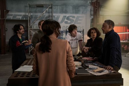 Giancarlo Esposito, Paz Vega, Jai Courtney, Rosaline Elbay, Peter Mark Kendall, and Jordan Mendoza in Kaleidoscope (2023