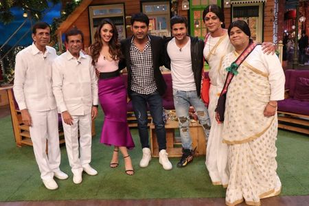 Abbas Alibhai Burmawalla, Mastan Alibhai Burmawalla, Sunil Grover, Kiku Sharda, Mustafa Burmawala, Kapil Sharma, and Kia