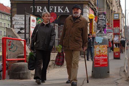 Zdenek Sverák and Daniela Kolárová in Empties (2007)