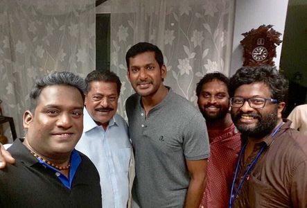 Delhi Ganesh, Vishal, Robo Shankar, and P.S. Mithran in Irumbu Thirai (2018)