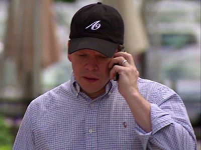 Paul Wahlberg in Wahlburgers (2014)