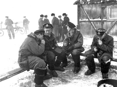 Yuriy Kuznetsov and Aleksey Zharkov in Torpedo Bombers (1983)