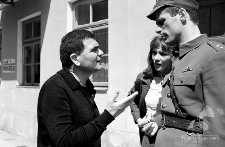 Barbara Brylska, Janusz Morgenstern, and Marek Perepeczko in Potem nastapi cisza (1966)